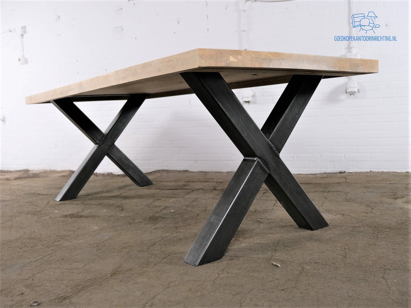 5 voordelen van tweedehands design meubelen: Chic en stijlvol met besparingen