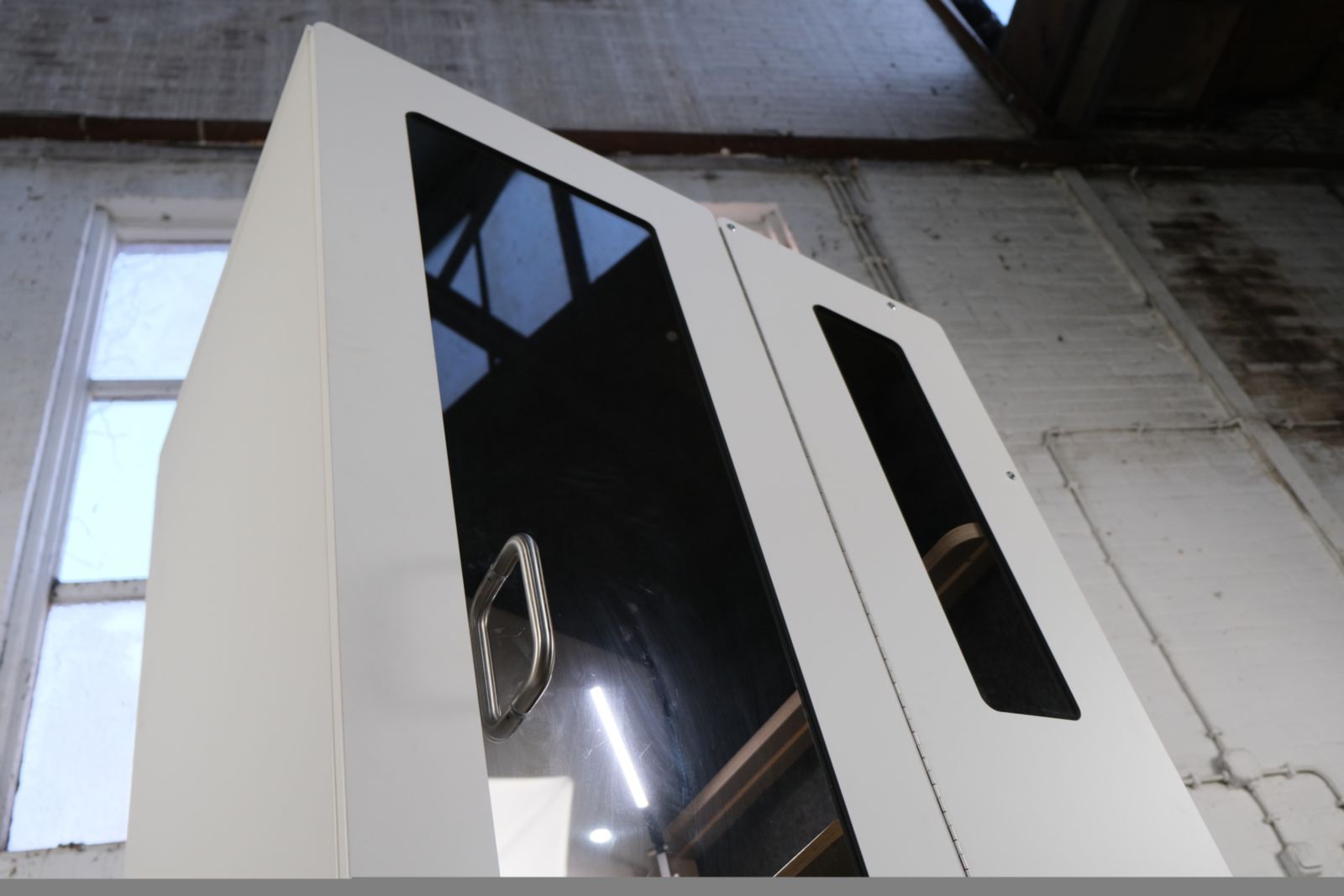 Uitgelicht: NOOK Solo Akoestische Pod – De Ideale Oplossing voor Stilte op de Werkvloer