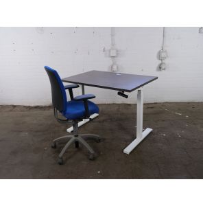 Voortman | Tweedehands | Bureau | Slingerverstelbaar |  Antraciet eiken blad | Wit frame | BT431