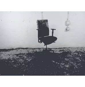 Kinnarps | Bureaustoel | Gebruikt | Olijfgroen gestoffeerd | Zwart onderstel | BS329