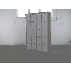 Lockerkast | Tweedehands | Grijs / antraciet | 4 kolommen | 20 deurtjes | OK267