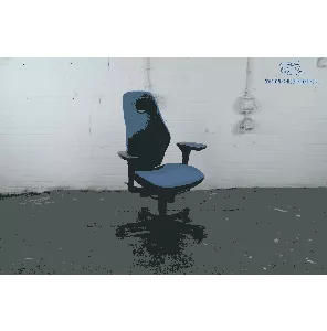 Kinnarps | Bureaustoel | Gebruikt | Blauw gestoffeerd | Zwart onderstel | BS346