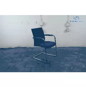 Comforto | Vergaderstoel | Tweedehands | Chromen frame | Blauw gestoffeerd | VS351