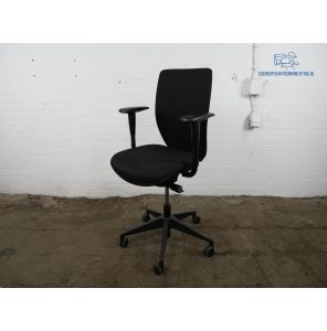  Bureaustoel | Tweedehands | Verstelbaar | Zwart gestoffeerd | BS182