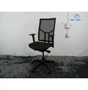 Bureaustoel | Tweedehands | Zwart mesh | Zwart onderstel | BS183