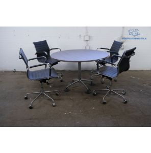 Vitra | Vergadertafel  | Tweedehands | Logan eiken blad | Grijs frame | VT283