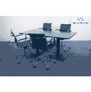  Kantinetafel | Tweedehands | Gebeitst massief eiken blad | Zwarte plateau poten | OT296