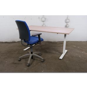 Bureau | Tweedehands | Slinger verstelbaar | Eigenwijs eiken blad | Wit frame | 160x80 cm | BT464