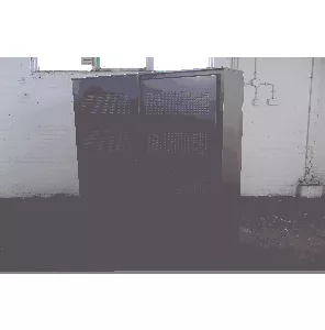 Voorman| Akoestische schuifdeurkast | Tweedehands | Zilvergrijs/ wit | 3 legborden | MK288