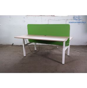 Ergomaster | Zit-sta | Duo werkplek | Tweedehands | Robson eiken blad | Wit frame | Akoestisch paneel | BT473