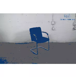 Lande | Vergaderstoel | Tweedehands | Verchroomd sledeframe | Zwart gestoffeerd | Met armleggers | VS367