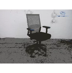 Bureaustoel | Jong gebruikt | Rood mesh rugleuning | BS168R