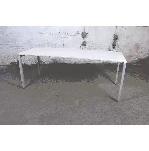 Drentea | Bureau | Tweedehands | Grijs frame | Licht eiken blad | BT53