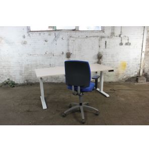 Zit-Sta bureau | Z.G.A.N. | Blad naar keuze | Wit BT259